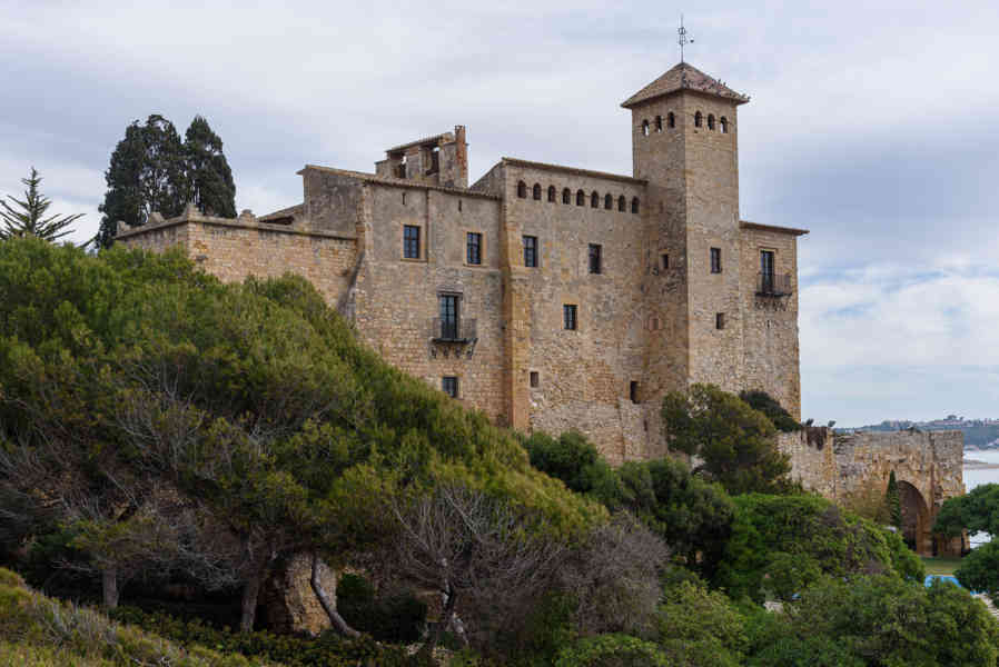 Tarragona - Altafulla 04 - castillo de Tamarit.jpg